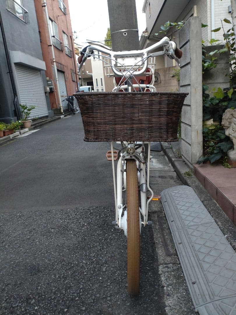 配送可★直接引渡可★カスタム【限定車イルミオILMIO】電動アシスト自転車コンビ