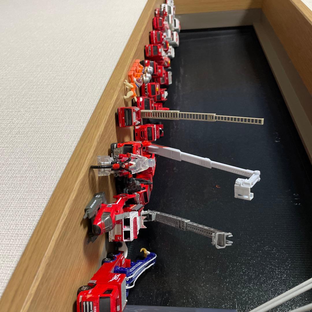 消防車両トミカ