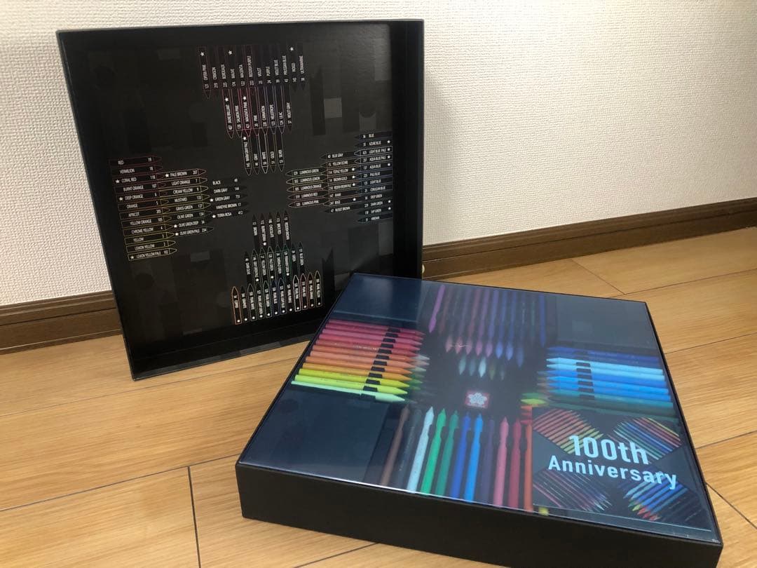 サクラクレパス　１００周年記念　限定エディション　１００色　クーピー