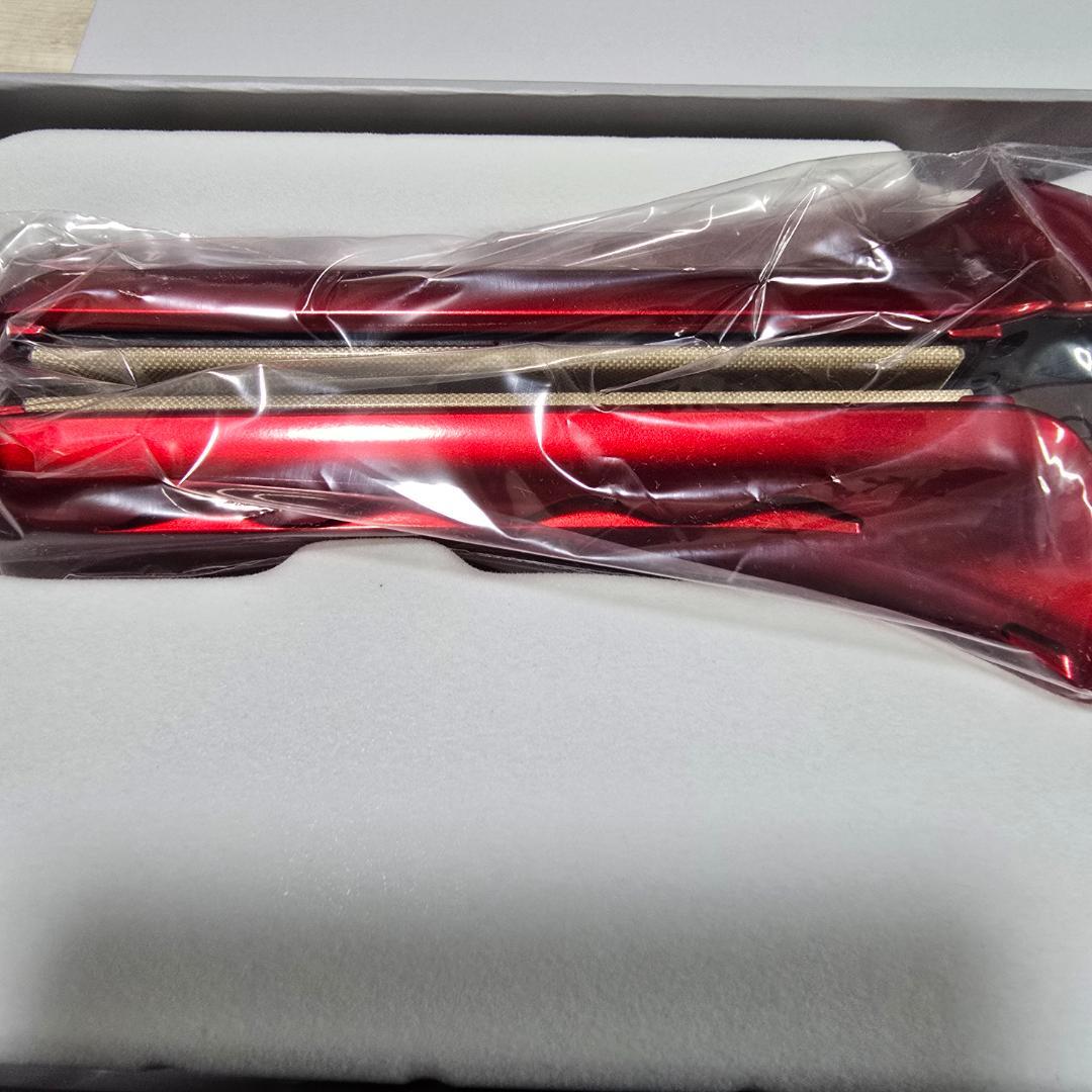 【ラディアント】新品未使用11用月購入　シルクプロヘアアイロン radiant