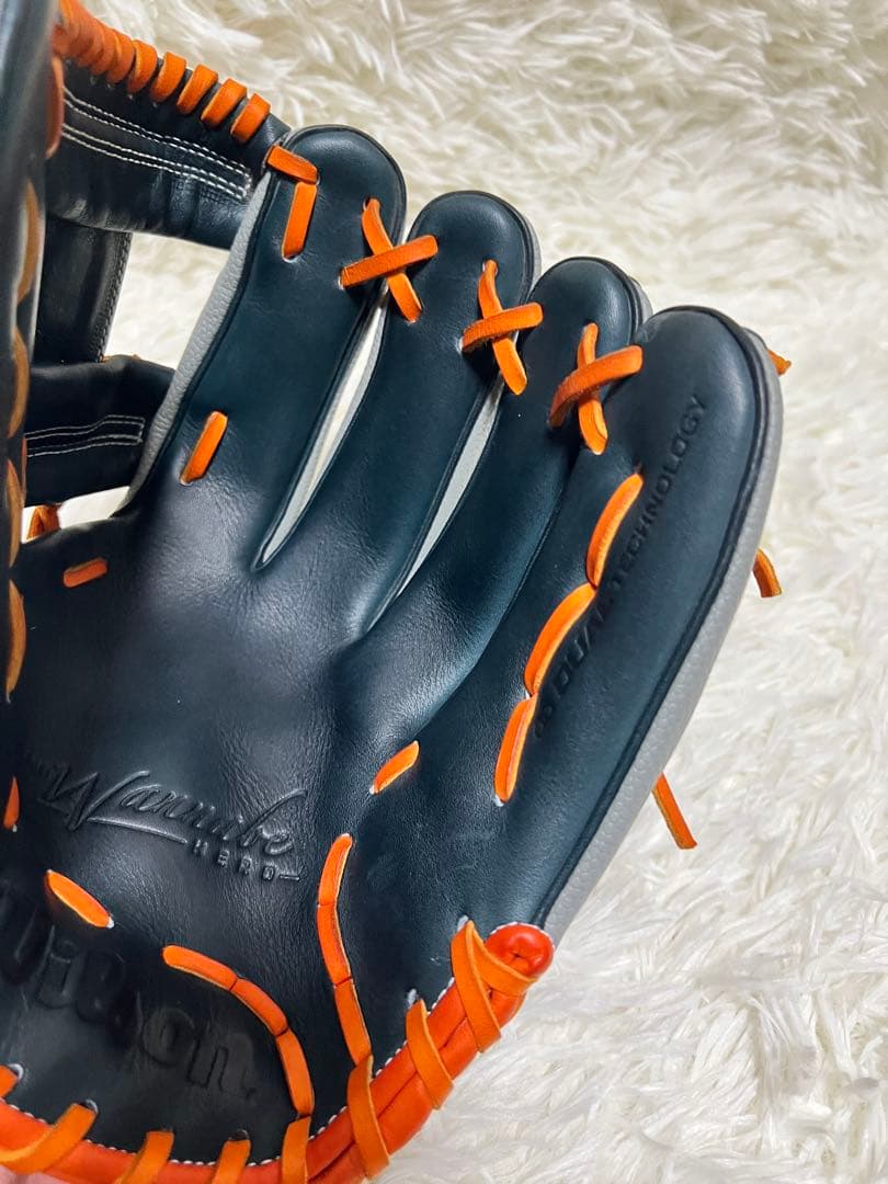 《極美品》ウィルソン　ワナビーヒーロー軟式内野手用グローブ