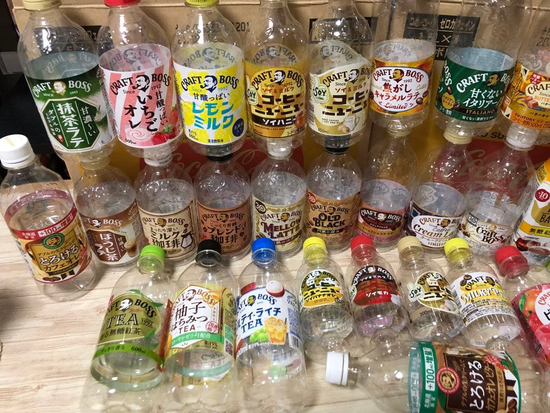 ■歴代サントリーBOSS（空缶）