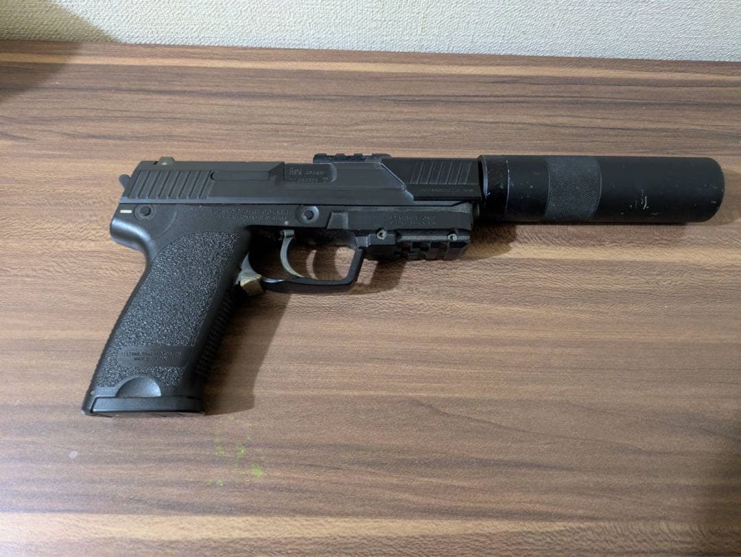 ア*よ様 東京マルイH&K USP 電動ガン　他パーツ多数