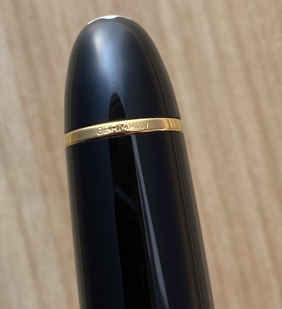 未使用に近い モンブラン 149 14C 細字 エボナイト製 吸入式 万年筆