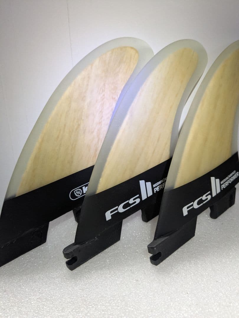 SURF FCSⅡ PERFORMER Medium KIRFLEXフィン