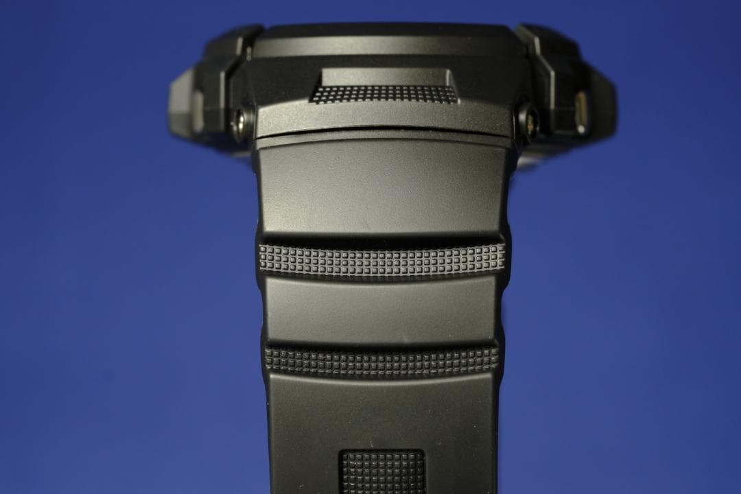 【綺麗】G-SHOCK AWG-M100B ブラック 電波ソーラー (102)