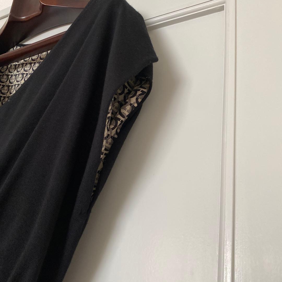 美品　フェラガモ ニットワンピース