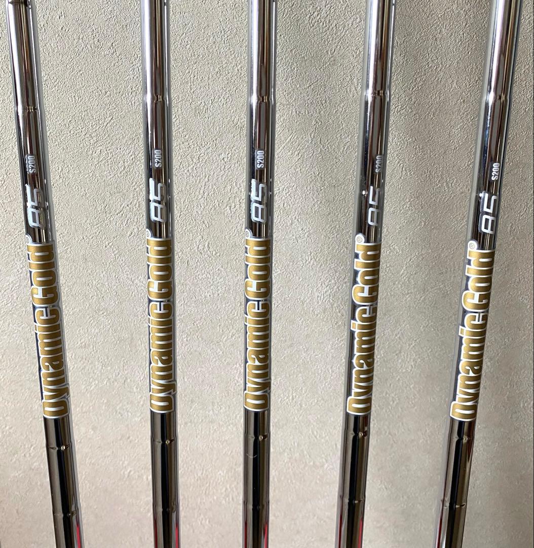 トゥルーテンパーダイナミックゴールド85 S200 アイアンシャフト