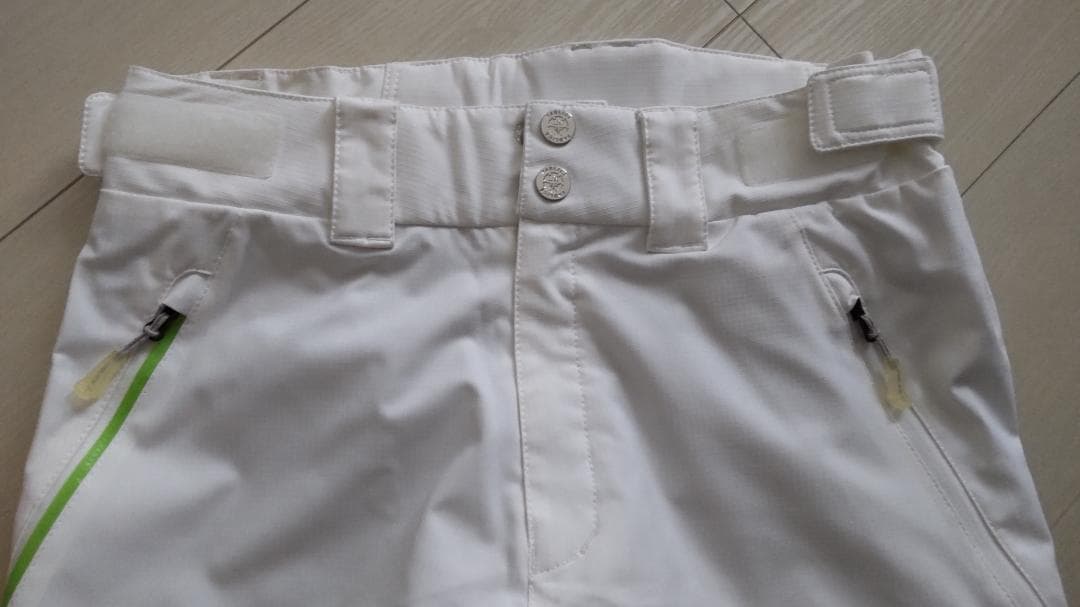 【上下セット・使用一度のみ】レディース Sサイズ スキーウェア