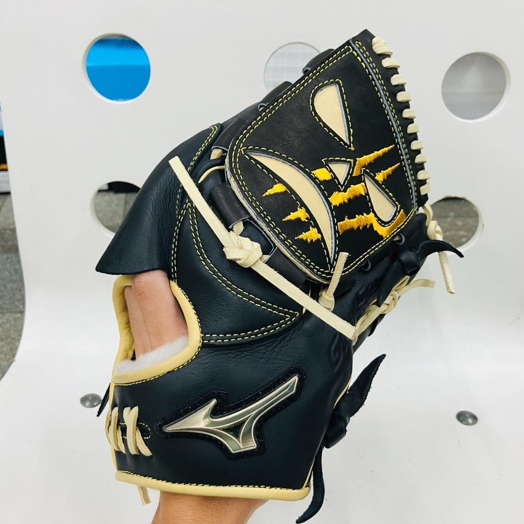 ミズノ　グローバルエリート　オリジナルカスタムグラブ　軟式用　投手用　型付け済