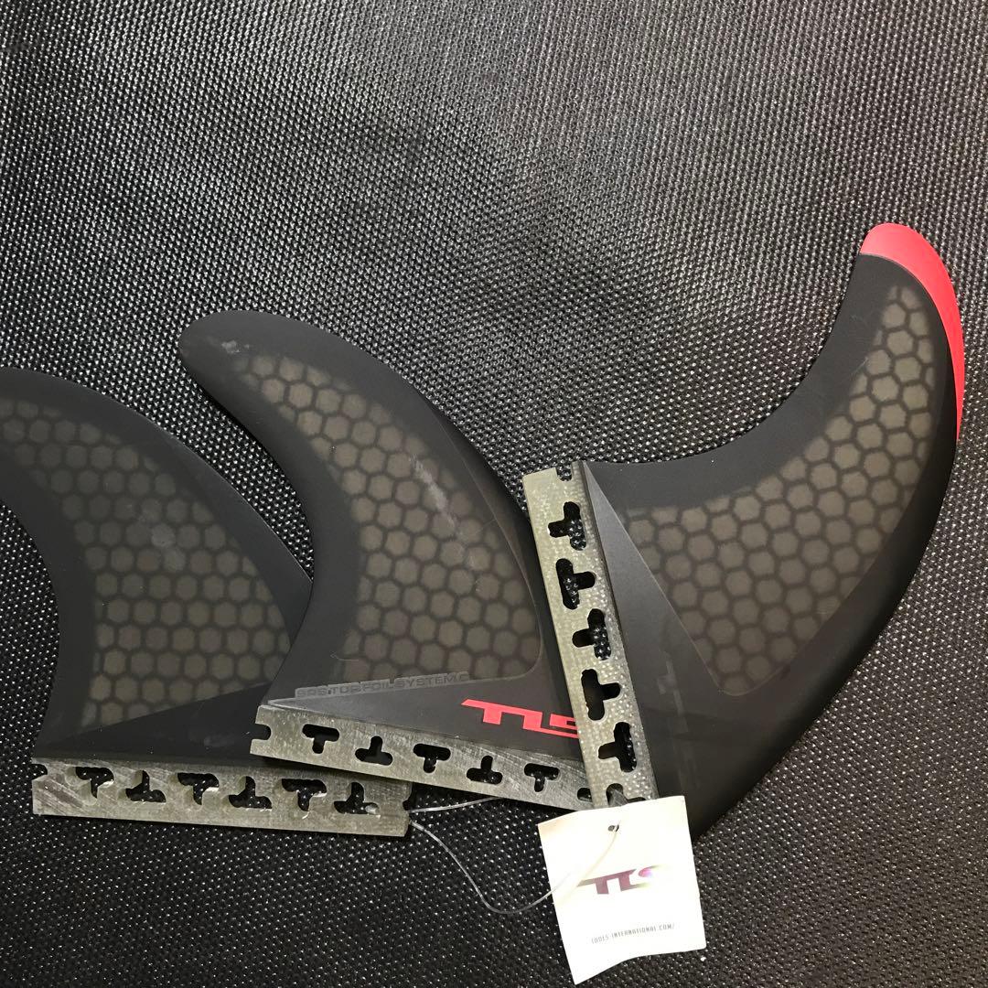 TTLS トライフィン ブラック/レッド