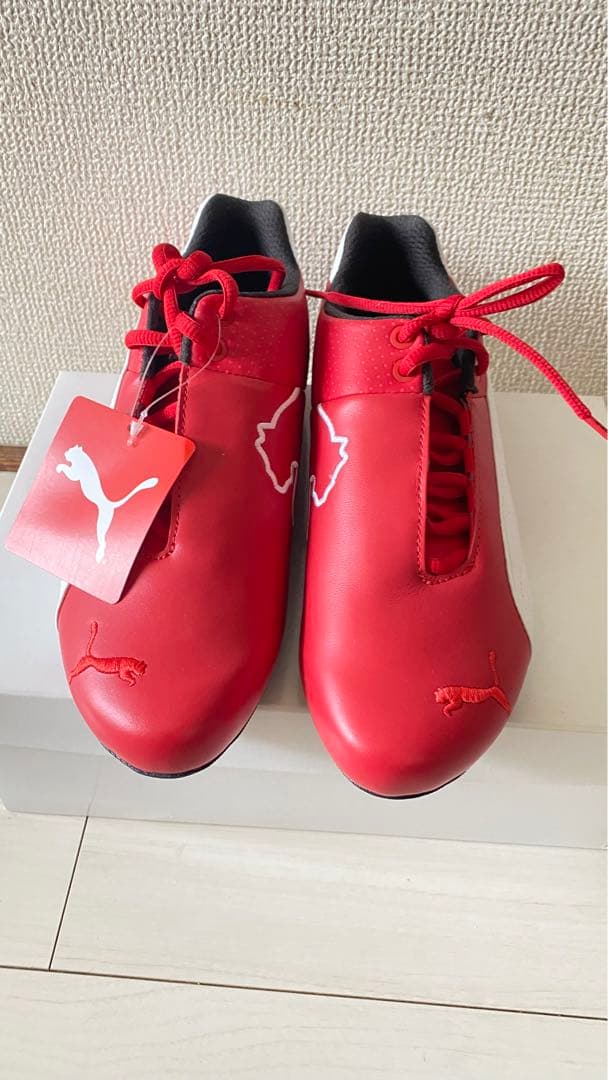 Puma x Ferrariサッカーシューズ フェラーリロゴ付き