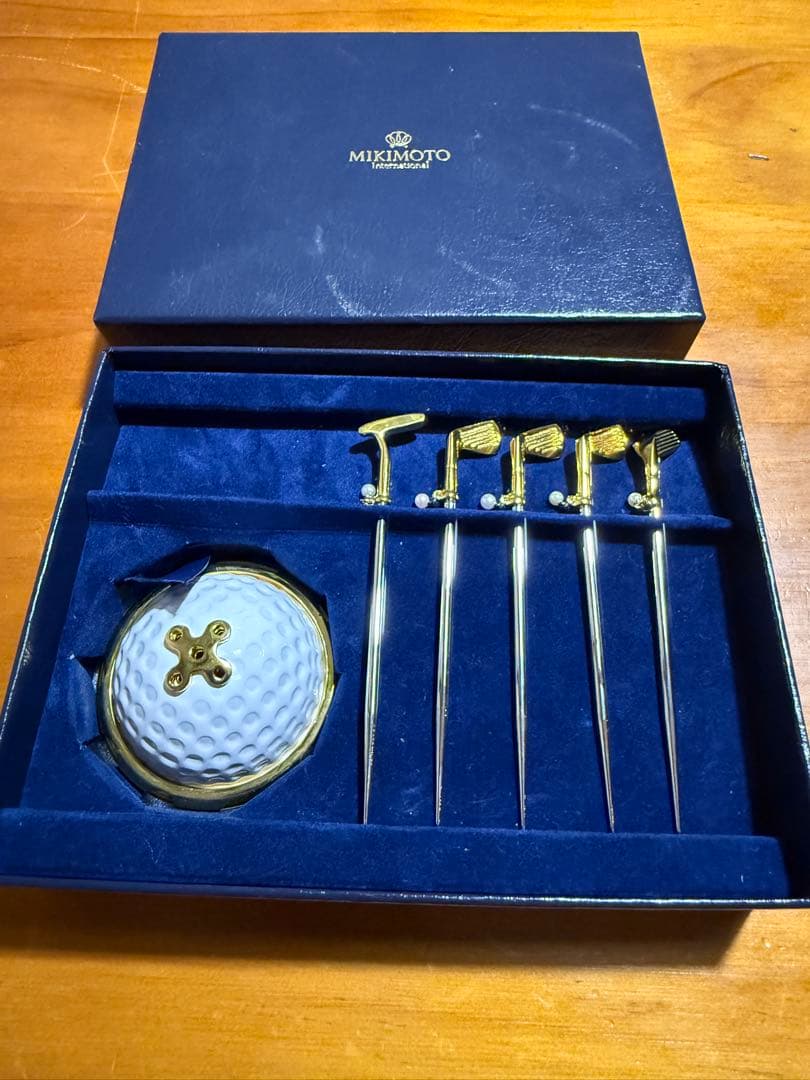 【お値下げしました】MIKIMOTOゴルフモチーフ　パール付きフルーツピック