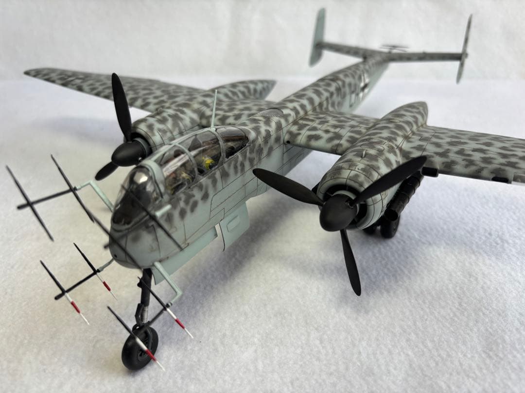 1／48ドイツ空軍ハインケルHe219Aウーフー夜間戦闘機プラモデル完成品