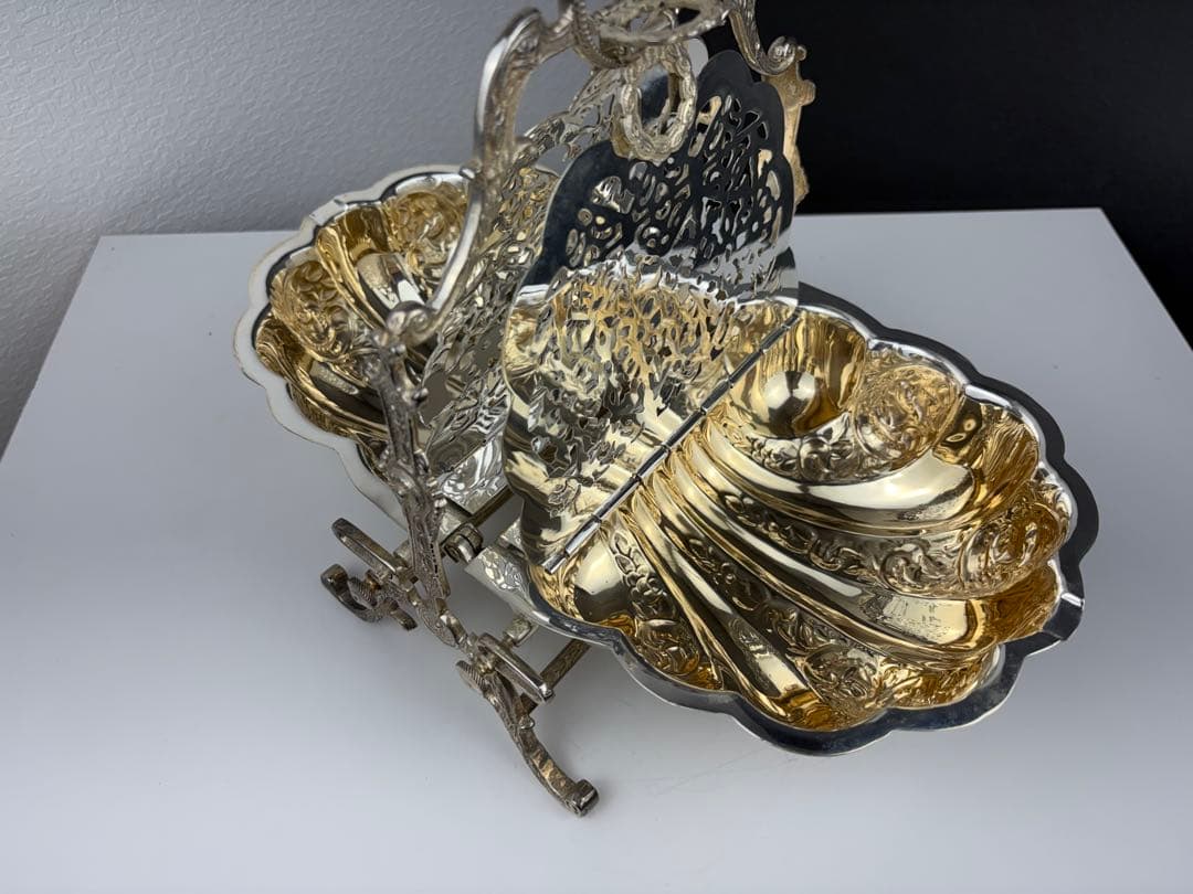 H*2様 アンティーク　シルバープレート　ビスケットウォーマー お菓子入れ