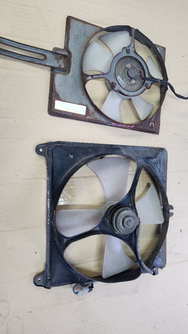 か*つ様 HA11S アルトワークス　コンデンサーファン　ラジエーターファン　動