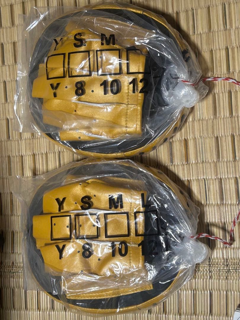 タイで購入 Fairtex パンチングミット 黒/黄 新品未使用