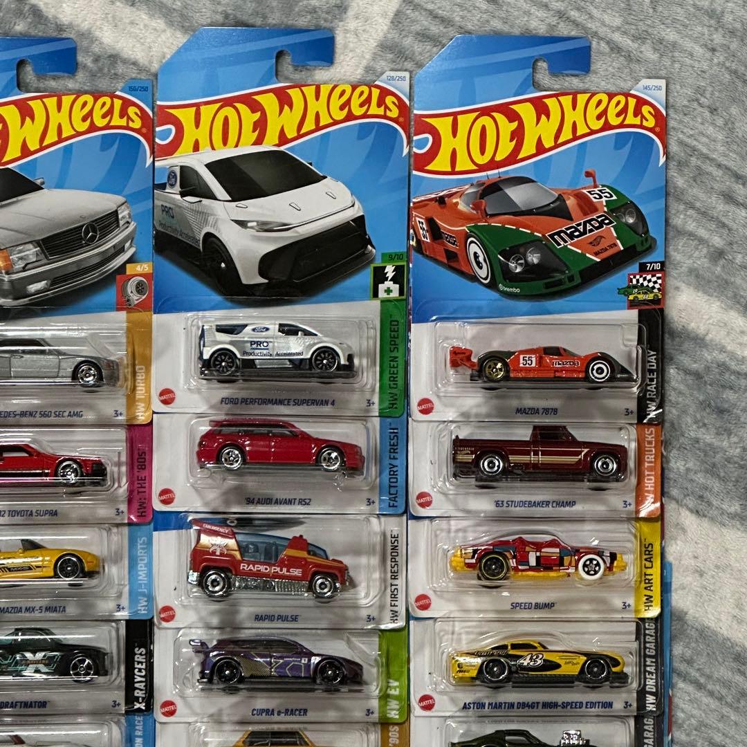 ホットウィール ベーシック 36台セット⑨ フェラーリ スープラ等