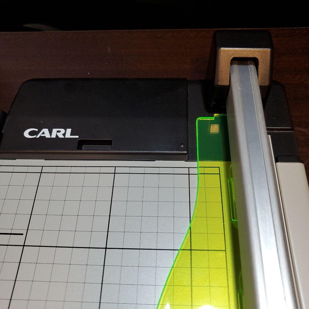 カール事務器 裁断機 ペーパーカッター スリム A4対応 50枚裁断