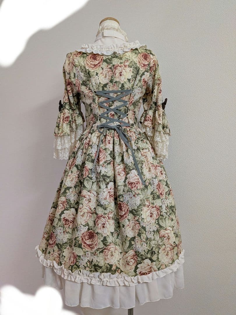 ス*ラ様 Innocent World アンティークドールドレス ファヌエル グ