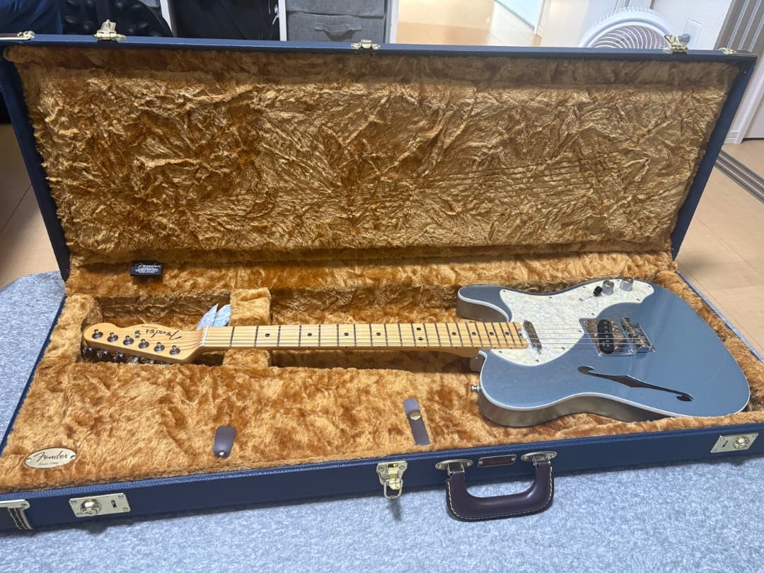 ギター Fender TelecasterThinline American Elite