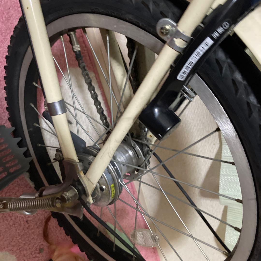 ブリヂストンアイボリー シティサイクル 前面バスケット付き