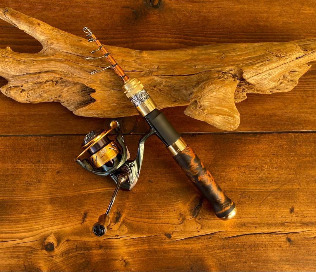 渓流釣りセット　トラウトロッド　スピニングリール　ウッドノブ　天然木グリップ