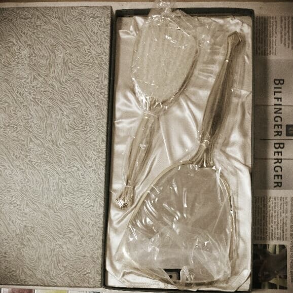 アンティークショップ購入／ゴージャスなミラー&ブラシ