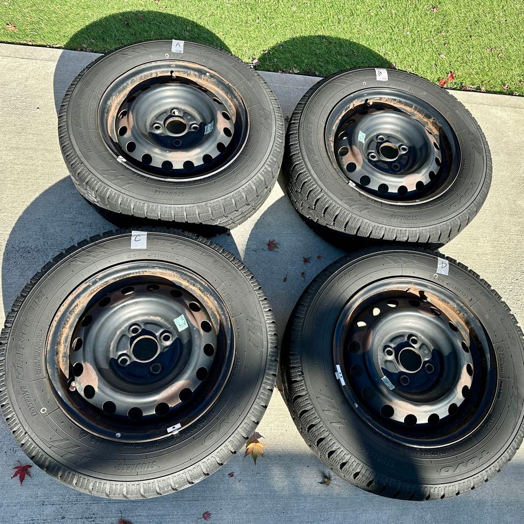 群馬 スタッドレスタイヤ トヨタ シエンタ ナット付 2022年製 オブザーブ