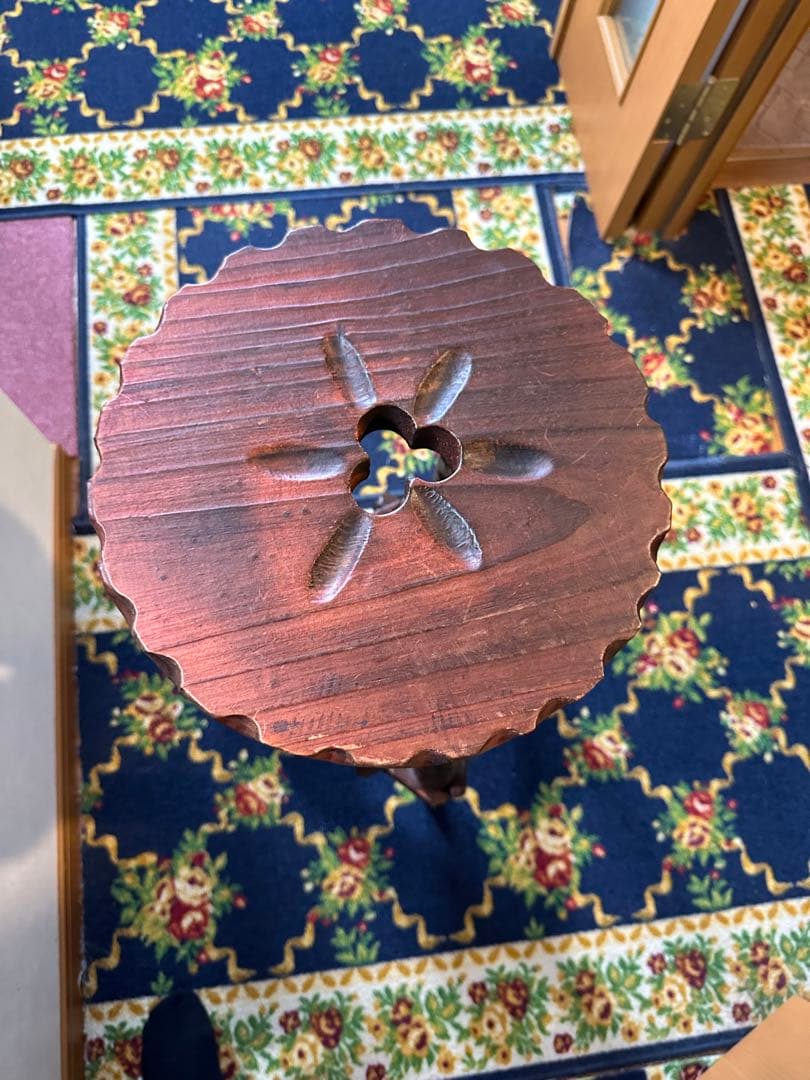 ハイスツール 置物台 花台 フラワースタンド　レトロ アンティーク　コンソール