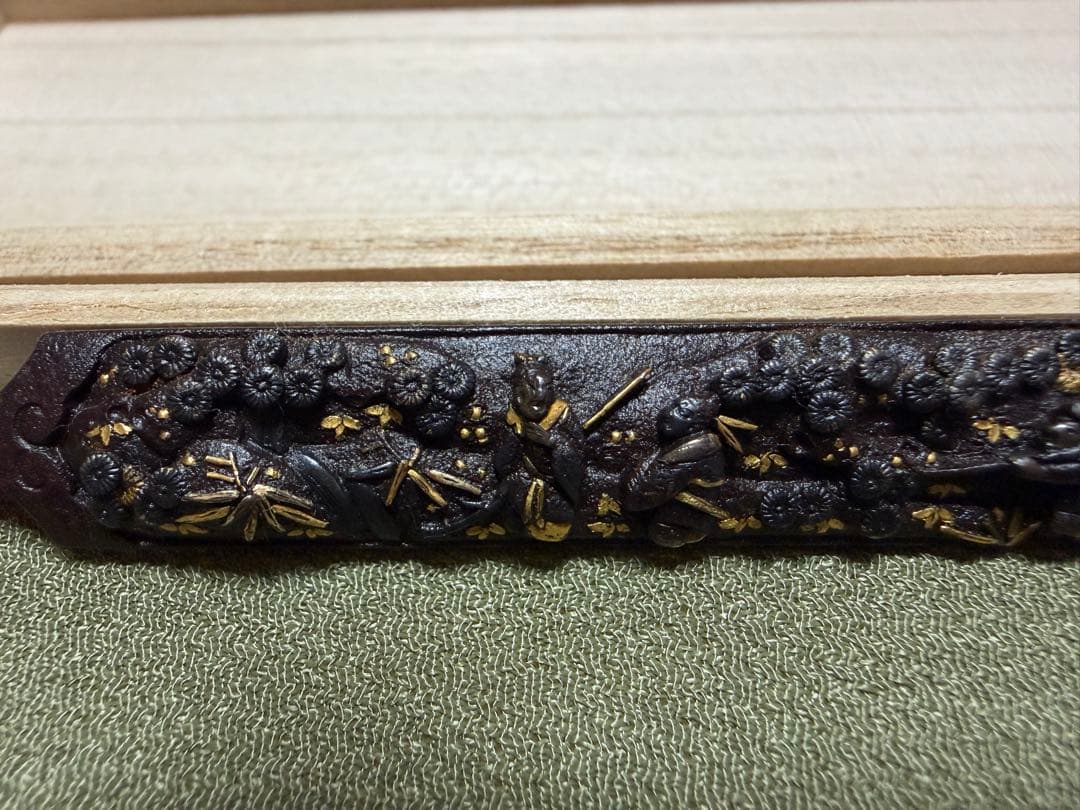 無銘　鉄元堂派　鉄地金銀象嵌　笄　桃園三傑図　出来抜群（刀装具目貫小柄小刀鍔鐔拵