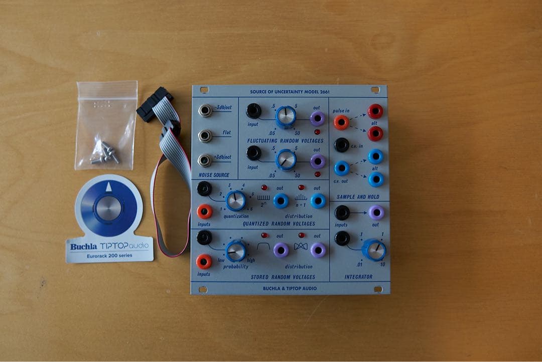 鍵盤楽器 Buchla / 266 Source of Uncertainty