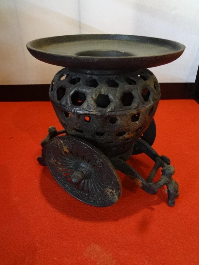 アンティーク・古美術　　　　花器・香炉・オブジェ・鉄器