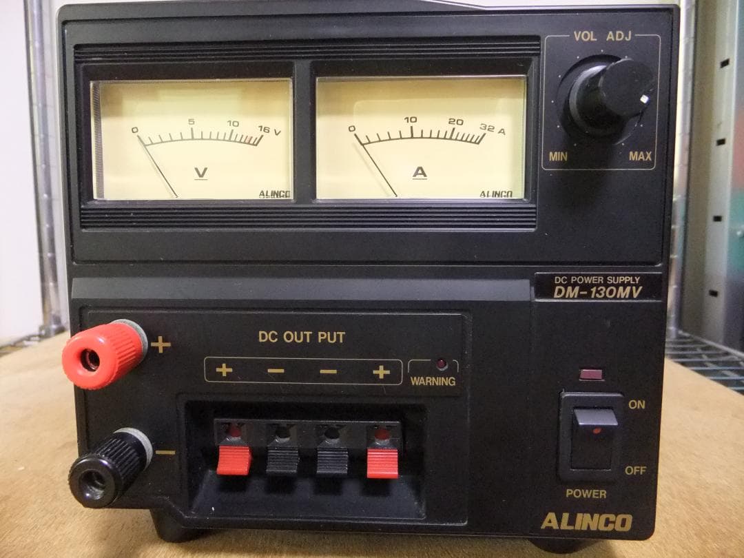 ☆最終値下！アルインコ　電圧可変型　30A安定化電源　DM-130MV（現状）