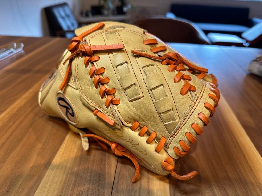 ローリングス軟式用　大人投手用グローブ