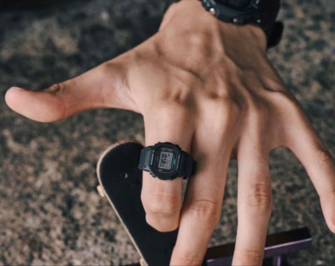 【新品未使用】G-SHOCK nano DWN-5600-1JR ブラック