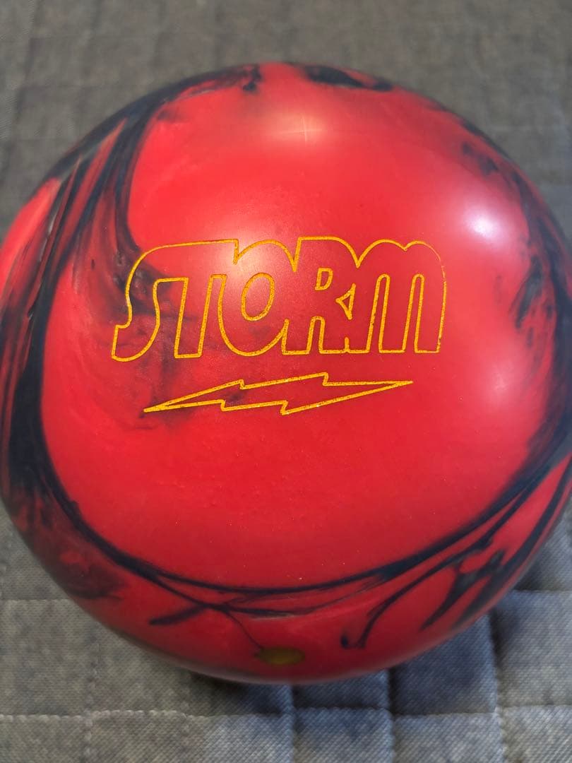 STORM フィジックスM 15ポンド プラグ済み ボウリングボール