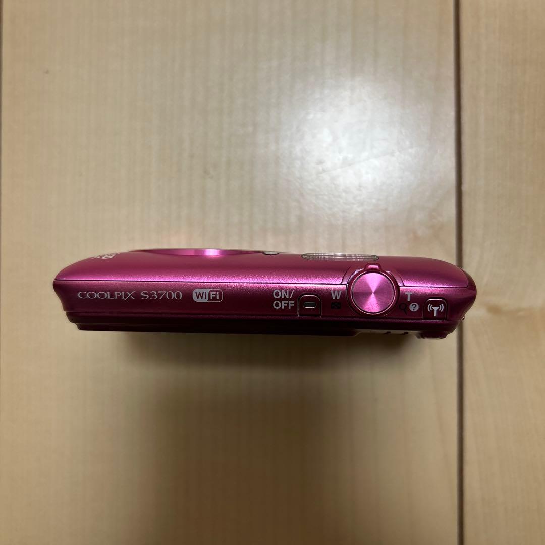 Nikon COOLPIX S3700 クールピクス　デジタルカメラ　ピンク