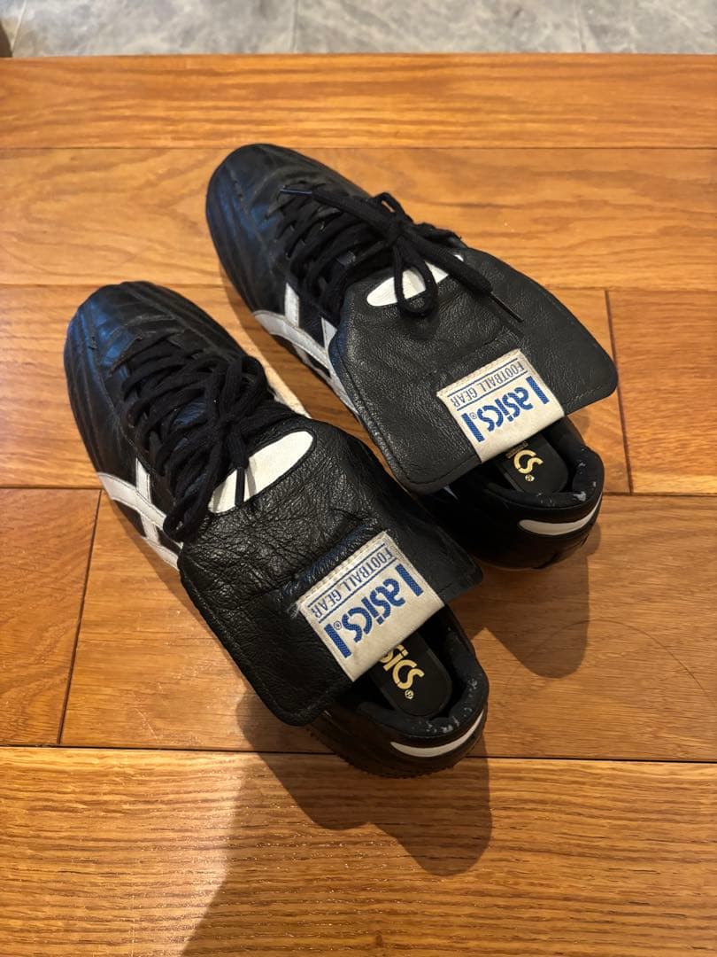 アシックス　27.5cmインジェクター2002