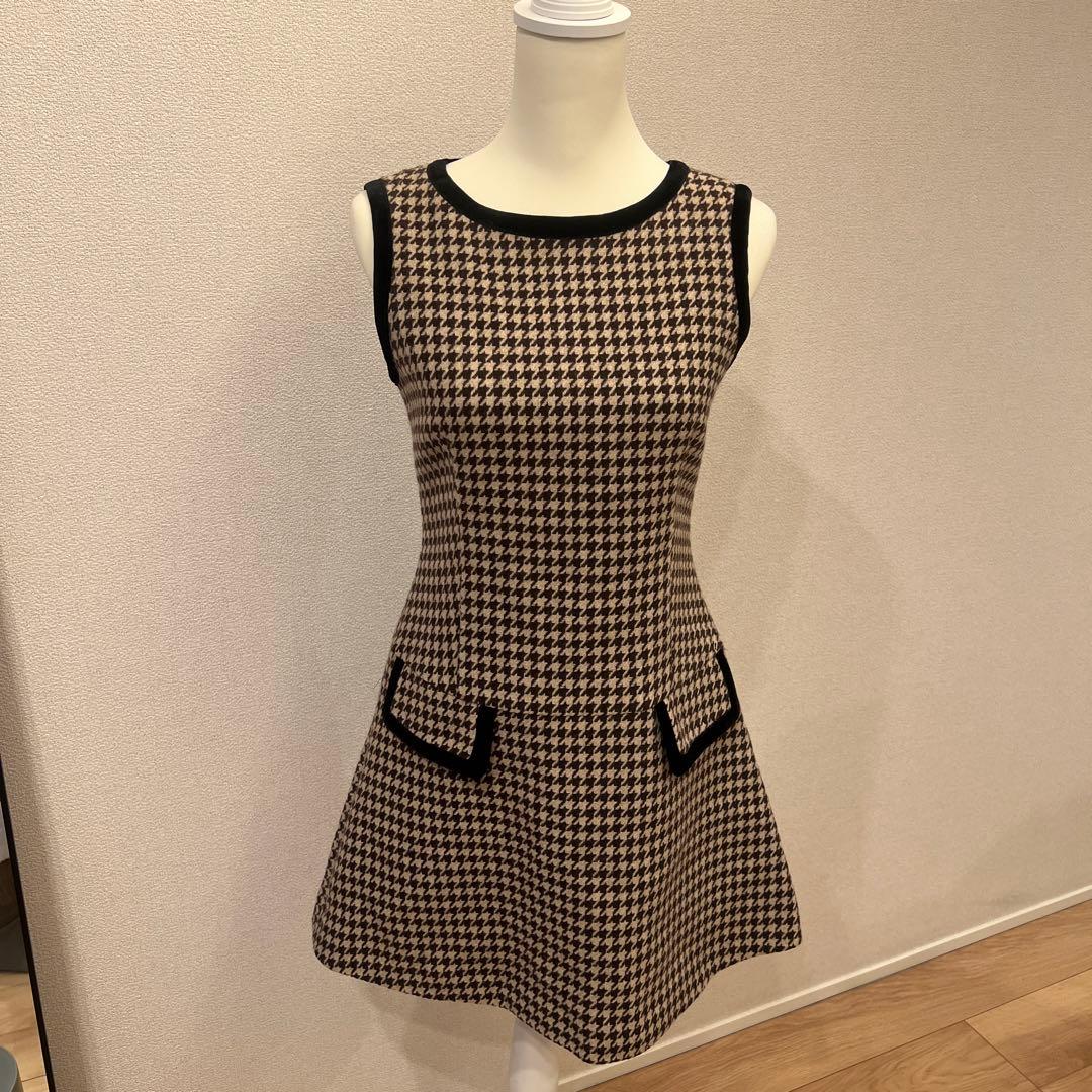 シェリエ　千鳥柄　ノースリーブミニワンピース