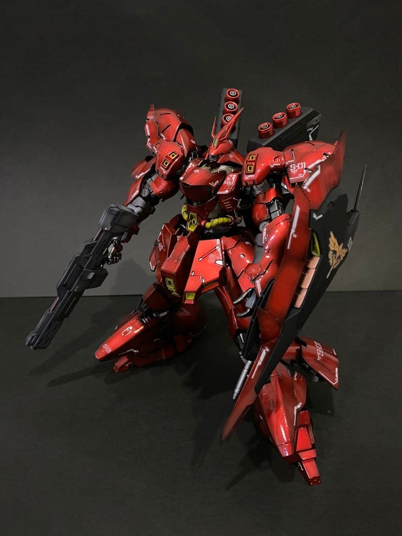 ら*ら様 RG 1/144 サザビー　完成品　ジャンク