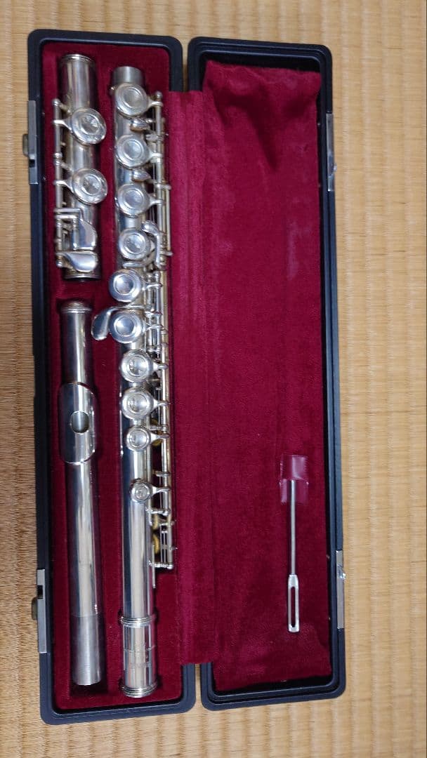 YAMAHAフルート 本体 ケース付き