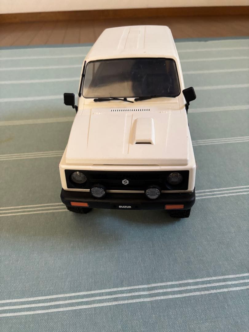 WPL RC SUZUKI Jimny 1/10 ラジコンカー ホワイト