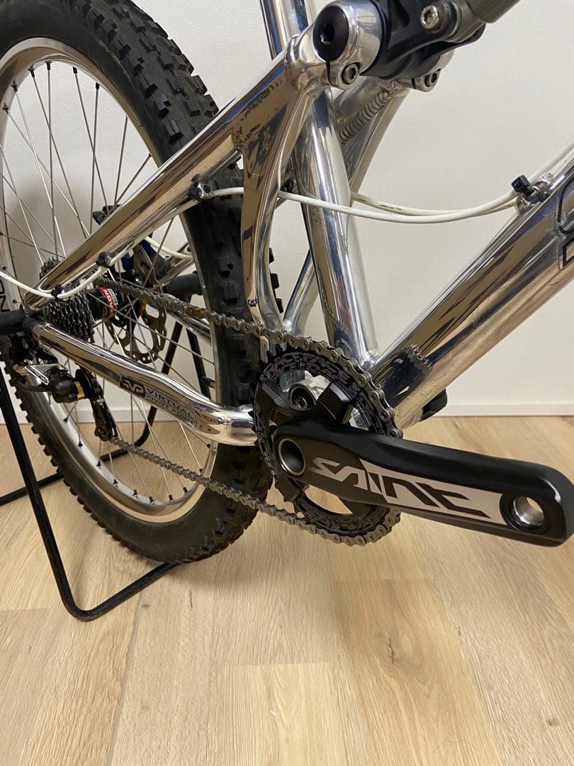 SANTA CRUZ NOMAD サンタクルーズ　ノマド　26インチ　Sサイズ