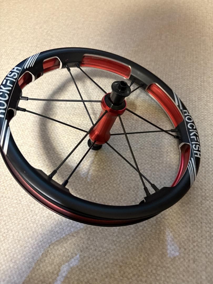 ランバイク ロックフィッシュ R6 ホイール