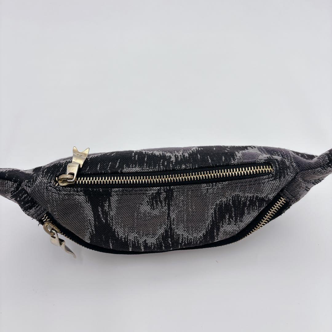 ヴィヴィアンウエストウッド　ウエストポーチ　ショルダーバッグ　金オーブ