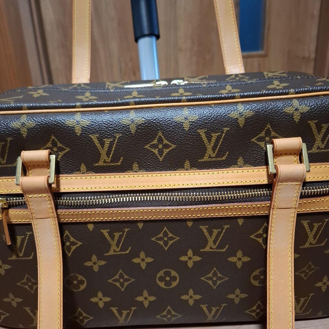 Louis Vuitton モノグラム ハンドバッグ シテGM 美品