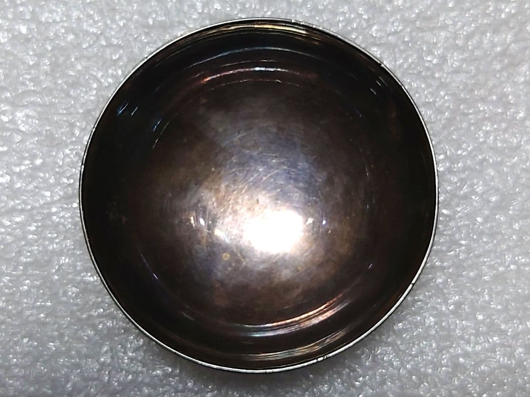 新春特価 ● 純銀製 盃 清穂堂 共箱 ● 純銀 重さ約24g ● 記念刻印有り