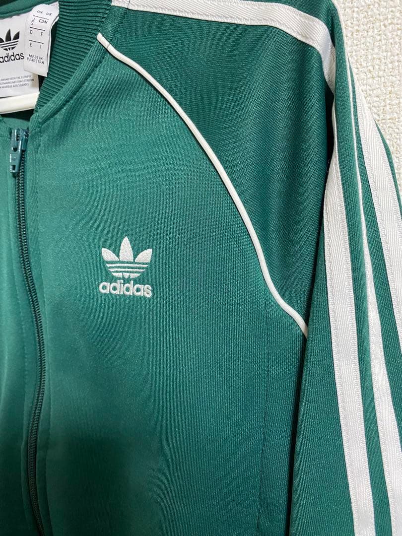 ✨あいみょん着用カラー✨adidas SST トラックジャケット グリーン