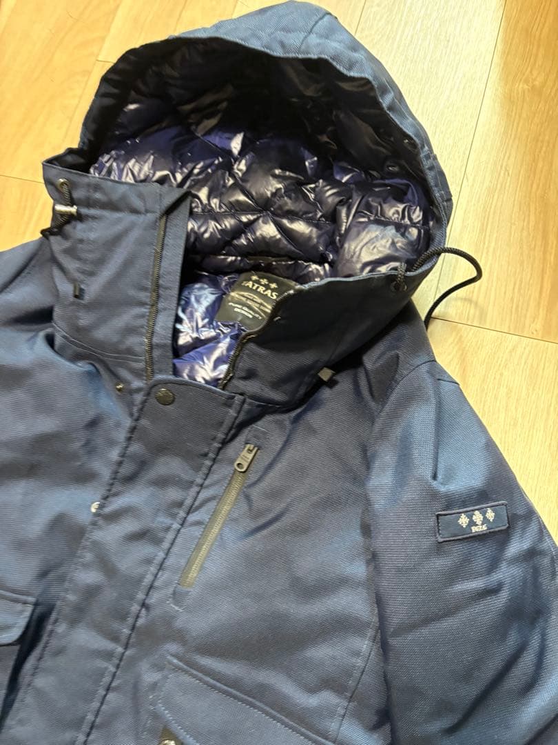 TATRAS ネイビー フード付きダウンジャケット